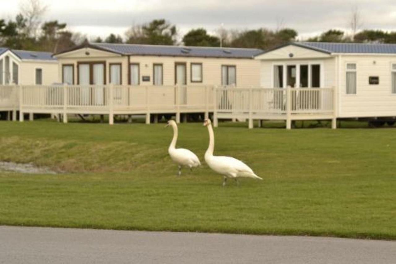 Static Caravan-Haven, Lake District Hotel Flookburgh Exterior photo