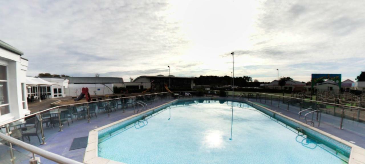 Static Caravan-Haven, Lake District Hotel Flookburgh Exterior photo