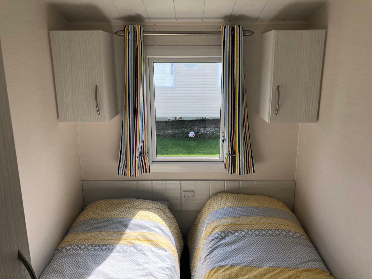 Static Caravan-Haven, Lake District Hotel Flookburgh Exterior photo